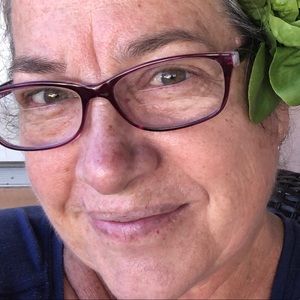 Meet your Posher, Valerie